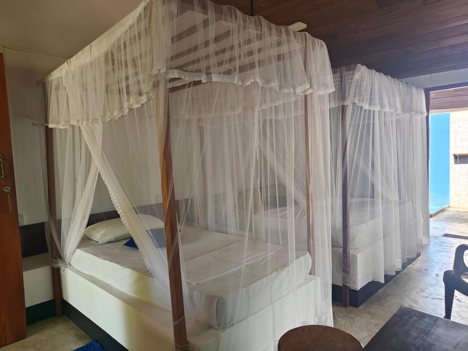 Bella Nilaveli Beach Екстериор снимка
