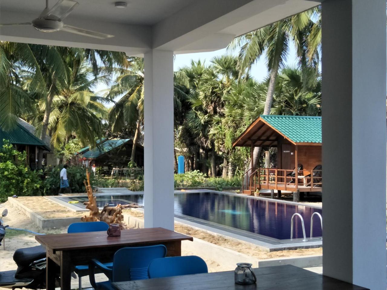 Bella Nilaveli Beach Екстериор снимка