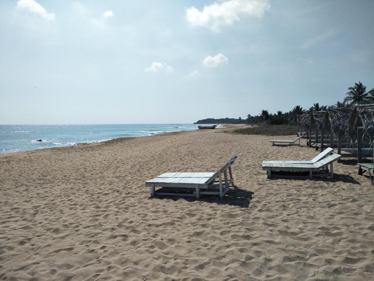 Bella Nilaveli Beach Екстериор снимка